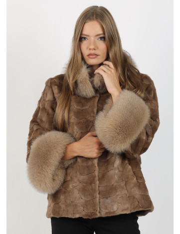 Capă de Damă din Blană de Nurcă și Guler din Blană de...