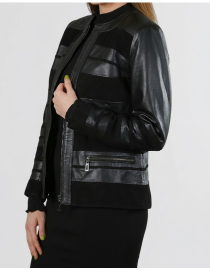 Geacă de Damă din Piele de Miel Nappa...