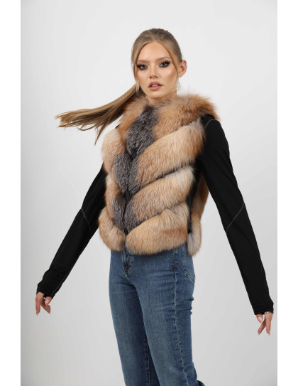 Haină de Damă din Blană de Vulpe... Haină de Damă din Blană de Vulpe...