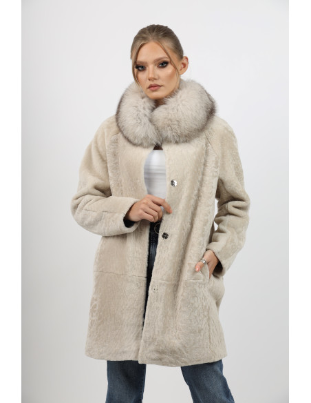 Cojoc de Damă din Blană de Miel Australian și Guler din Vulpe Argintie Model Mina Crem
