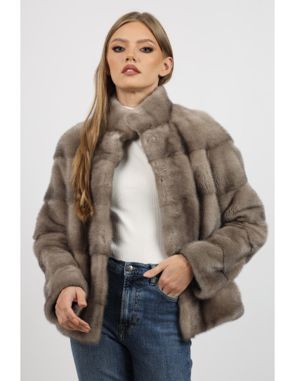 Haină de Damă din Blană de Nurcă Gri... Haină de Damă din Blană de Nurcă Gri...