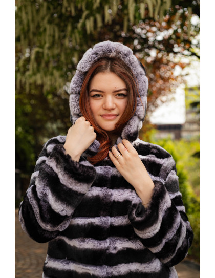 Haină de Damă din Iepure Chinchilla... Haină de Damă din Iepure Chinchilla...